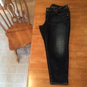 Silver Jeans Suki Skinny Crop Capri